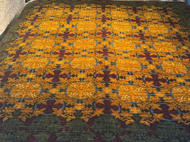 NEW ARRIVALS JANUARY SALE:  30% OFF 8X10ft handmade rugs!