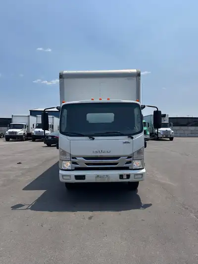 2020 Isuzu NRR 20ft box, Liftgate Hydraulic Brake ( G License ) 162,440 km 30- days Dealer warrantie...