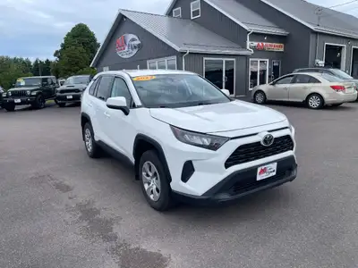 2022 Toyota Rav4 LE FWD ????$120 Weekly Tax In ???? 2.5L 4 CYL GASOLINE FUEL ???? Auto Transmission...