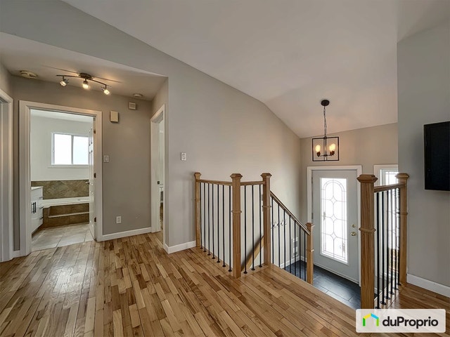 $620,000 - Bungalow for sale in Ste-Julie — photo 3