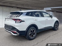 This Kia Sportage delivers a Regular Unleaded I-4 2.5 L/152 engine powering this Automatic transmiss... (image 5)