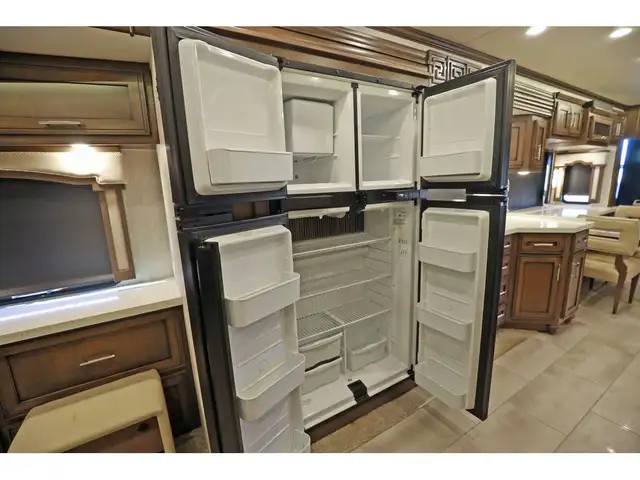 2020 Newmar Ventana 3407 Pusher Diesel 360HP, Classe A in RVs & Motorhomes in Laval / North Shore - Image 21