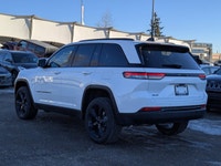 This Jeep Grand Cherokee has a dependable Regular Unleaded V-6 3.6 L/220 engine powering this Automa... (image 5)