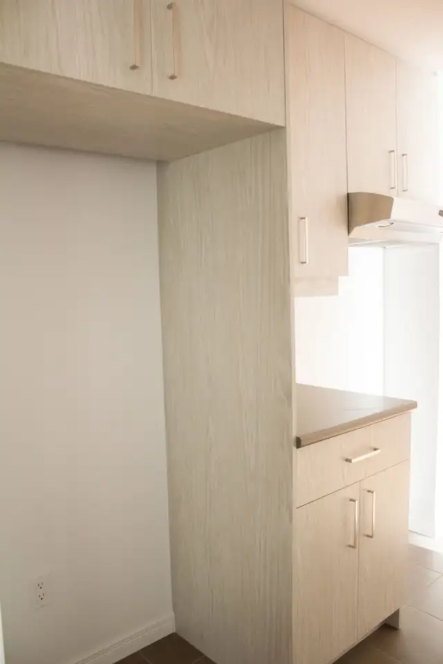 SUPERBE 4 ½ EN COIN,ENTIÈREMENT RÉNOVÉ-1395$ TOUT INCLUS!LIBRE in Long Term Rentals in Québec City - Image 4