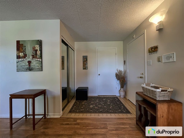 $335,000 - Condominium for sale in Candiac — photo 2