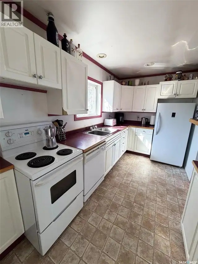 Meeting Lake Cabin Meeting Lake, Saskatchewan in Houses for Sale in Prince Albert - Image 10