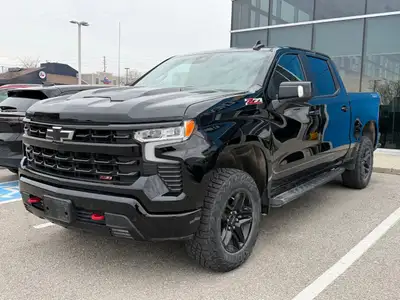 Leather interior, 5.3L V8 engine, sunroof, Z71 OFF-ROAD w/ 2 factory lift, leather interior, birds e...