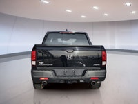Experience the 2022 Honda Ridgeline Black Edition, where luxury meets functionality. Enjoy keyless e... (image 3)