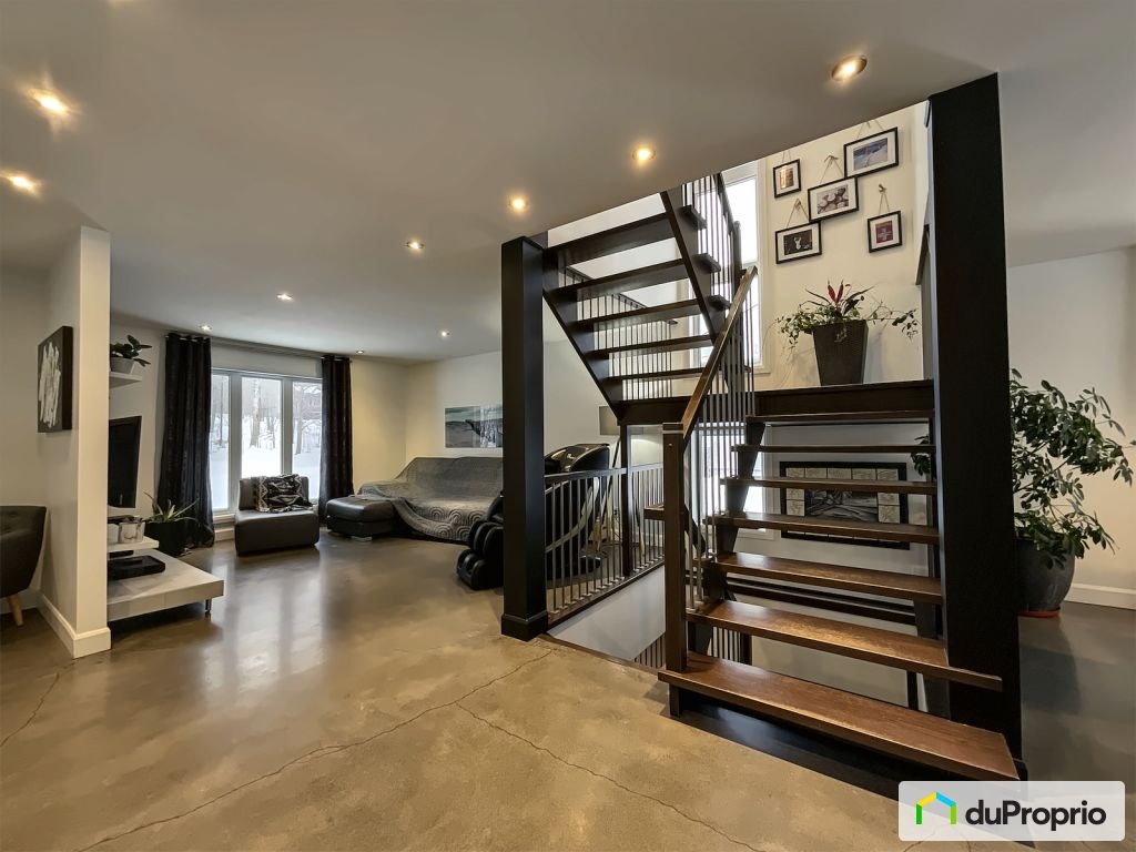 $995,000 - Intergenerational for sale in Ste-Catherine-de-la-JC — photo 3