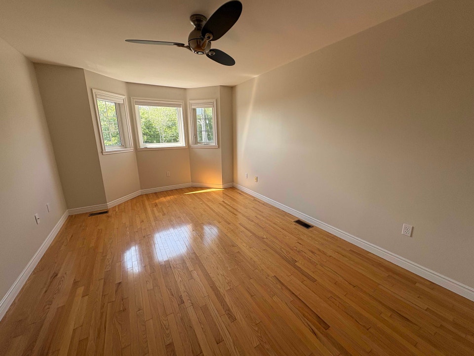 3 Bedroom End Unit Townhouse in Russell Lake Dartmouth 2