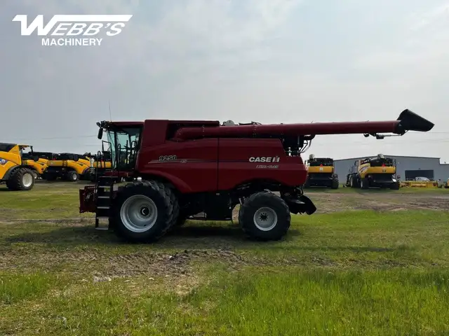 2024 Case IH 9250 Combine in Farming Equipment in Fort St. John - Image 10
