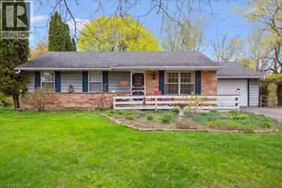 Set on 0.52 of an acre, this exclusive Caryndale location is being offered for the first time for sa...