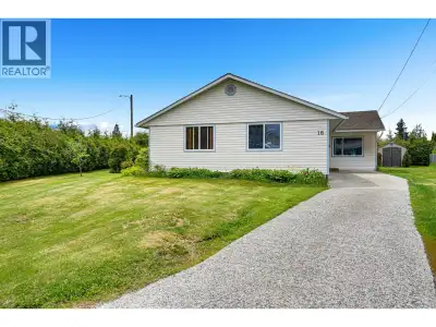 If you want a private yard & a simple house to maintain, this is it. This rancher has a beautiful ta...