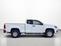 KBB.com Best Resale Value Awards. This Chevrolet Colorado delivers a Gas V6 3.6L/ engine powering it... (image 6)