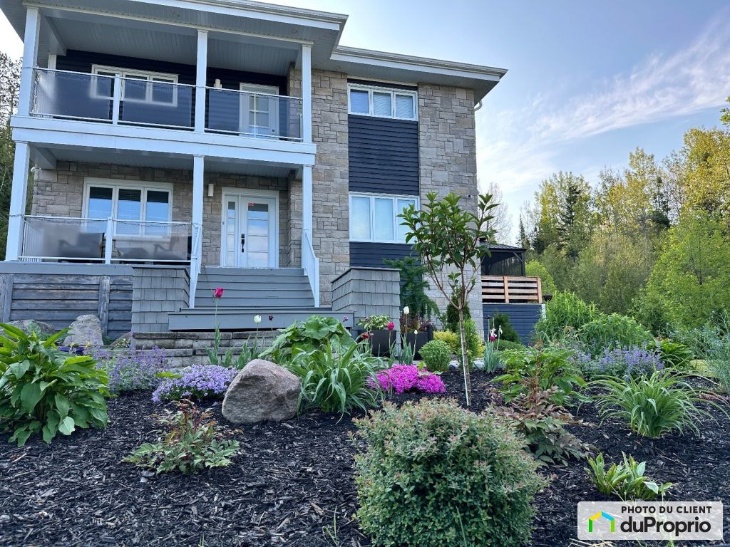 $669,000 - 2 Storey for sale in St-Bruno-de-Guigues — photo 2