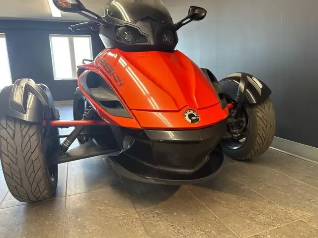 2016 Can-Am SPYDER RS-S(SE5)ROUGE MAG/NOIR in Sport Touring in Lanaudière - Image 4