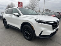 Harness dynamic performance and all-weather confidence with this exceptional Platinum White Pearl 20... (image 2)