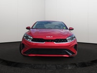 This Kia Forte has a powerful Regular Unleaded I-4 2.0 L/122 engine powering this Variable transmiss... (image 5)