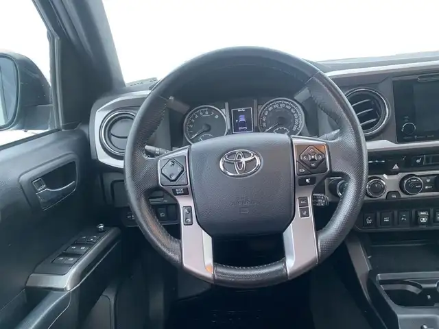 2018 Toyota Tacoma 4x4 Double Cab V6 Auto TRD Off Road in Cars & Trucks in Edmonton - Image 14