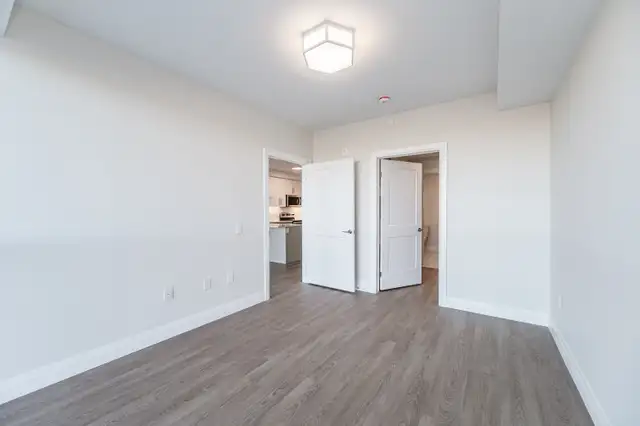 Large 1 Bedroom Suite Available - 799 Sq. Ft. in Long Term Rentals in Kitchener / Waterloo - Image 4