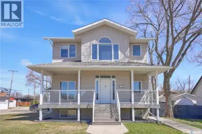 This family home, designed to impress at every turn. Built in 2007 with an ICF foundation, this hous...