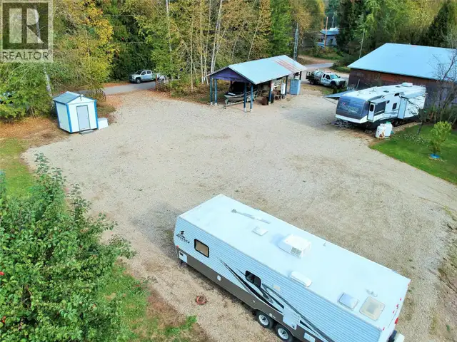 1822 Cemetery Road Sicamous, British Columbia in Land for Sale in Kamloops - Image 12