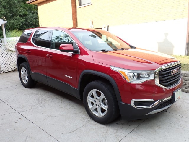 GMC Acadia SUV in Cars & Trucks in Kitchener / Waterloo