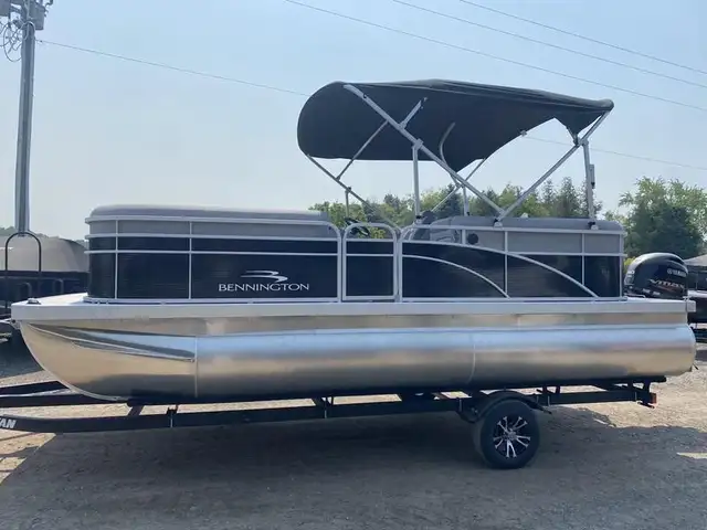 2023 Bennington Marine 20 SVSR in Powerboats & Motorboats in Guelph - Image 4