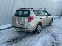 2008 TOYOTA RAV4 V6 3.5L AWD Livraison partout au Québec possible ** Tous les échanges sont acceptés... (image 6)