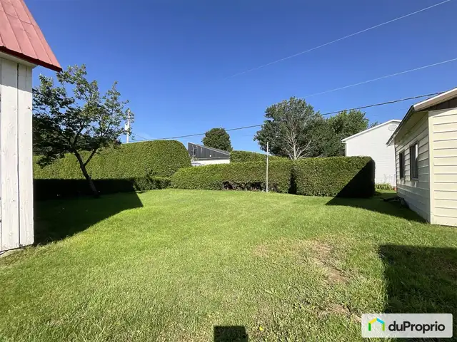 $440,000 - Bungalow for sale in Shawinigan (St-Jean-Des-Piles) in Houses for Sale in Victoriaville - Image 7