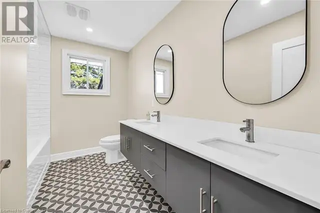 14 GLEN VISTA Drive Hamilton, Ontario in Houses for Sale in Hamilton - Image 27