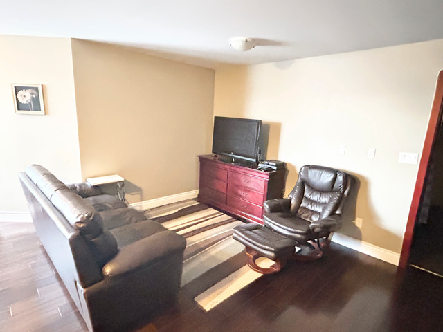 All Inclusive Furnished Bachelor for Rent at 810 Blackburn Mews! in Long Term Rentals in Kingston - Image 2