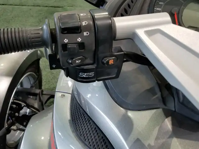 2011 CAN-AM Spyder in Cars & Trucks in Laval / North Shore - Image 14