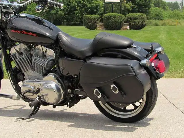 2013 Harley-Davidson Sportster XL883L Superlow in Street, Cruisers & Choppers in Leamington - Image 12