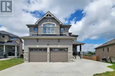1572 CAHILL DRIVE Peterborough West (South), Ontario