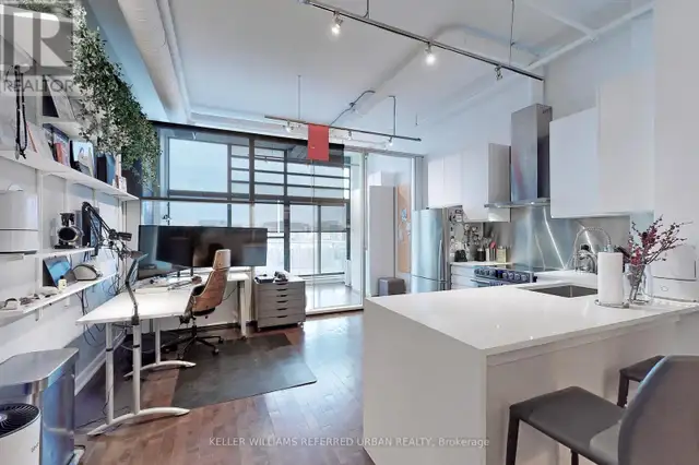 605 - 43 HANNA AVENUE Toronto (Niagara), Ontario63005669480963124