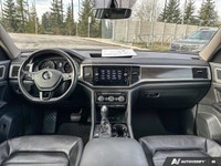 KBB.com 12 Best Family Cars. This Volkswagen Atlas boasts a Regular Unleaded V-6 3.6 L/220 engine po... (image 9)