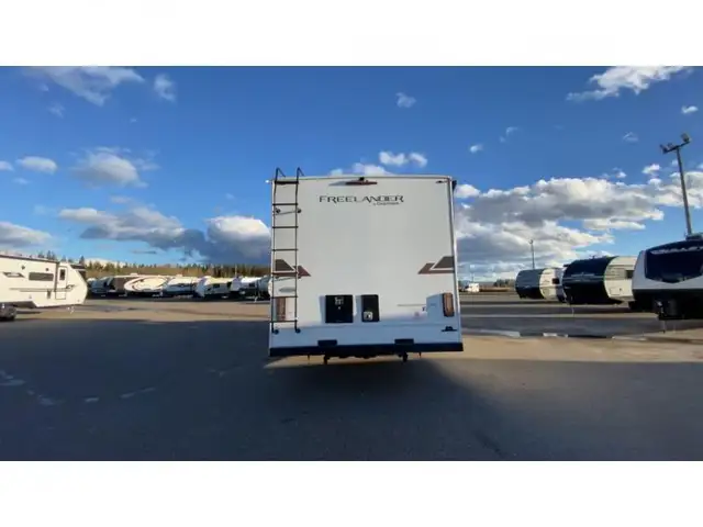 2023 Coachmen RV Freelander 29KB in RVs & Motorhomes in Dawson Creek - Image 19