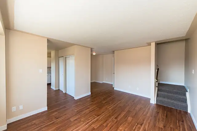 2 Bedroom Townhouse - 17738 - 81 Ave63008315420675121