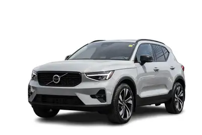 Garantie de 12 mois, kilométrage illimité : Offerte directement par Volvo Cars Canada, elle couvre d...