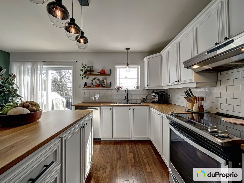 $539,900 - Bungalow for sale in St-Jérôme (St-Jérôme) — photo 3