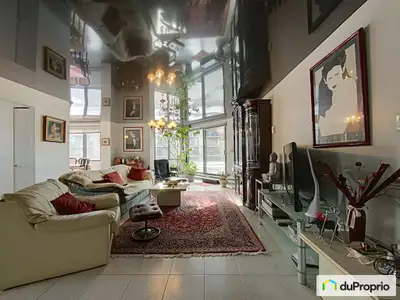 Spacieux condo, 3 chambre à coucher, salon et salle à manger aire ouverte, situé dans un coin, IMMEN...