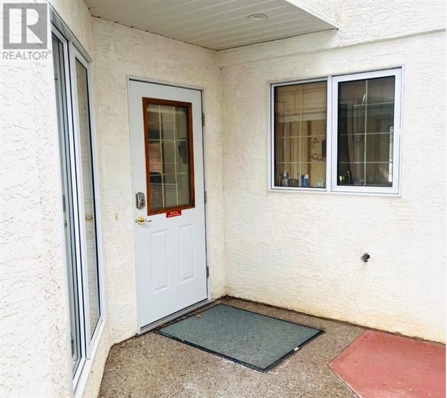 Unit 3, 303 5 Avenue E Oyen, Alberta Condos for Sale Medicine Hat