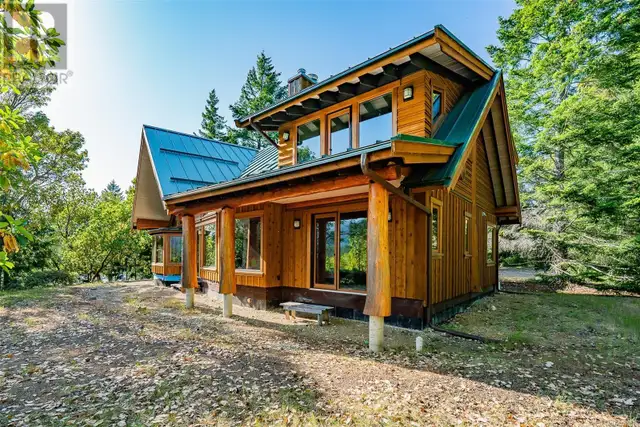 1100 Keith Rd Qualicum Beach, British Columbia in Houses for Sale in Parksville / Qualicum Beach - Image 16