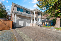 5 Bed 2-Storey Mountain View Home in Harrison with Suite