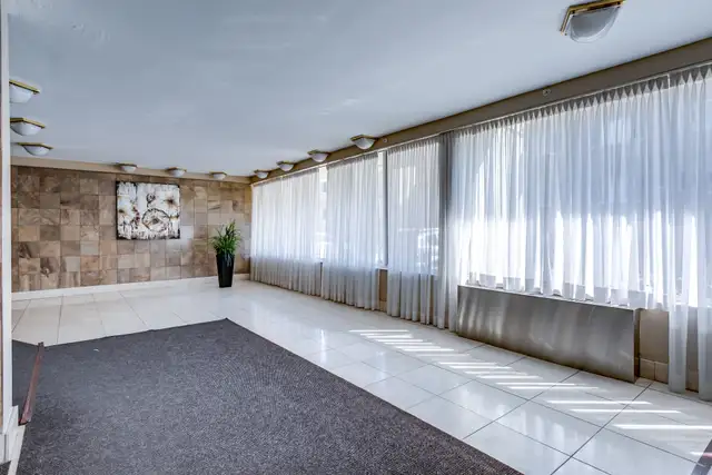 2335 Lake Shore Blvd West - Two Bedroom Apartment Apartment for  in Long Term Rentals in Mississauga / Peel Region - Image 13