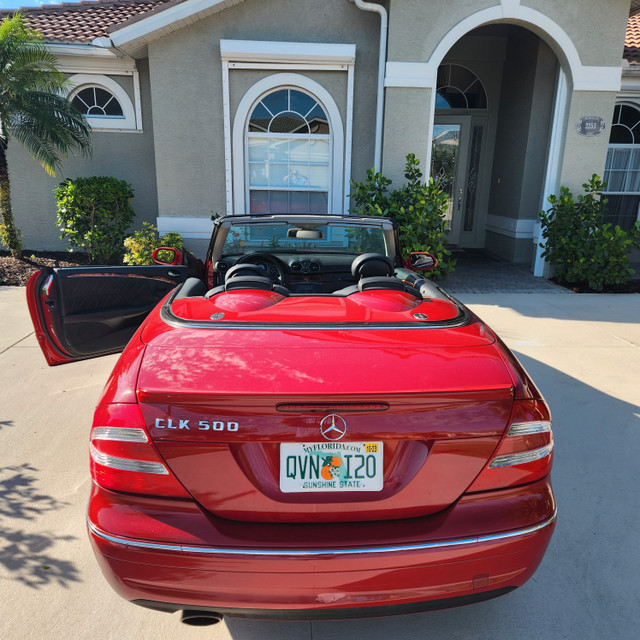 2005 CLK Convertible Mercedes in Cars & Trucks in Gatineau - Image 4