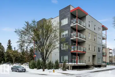 Terrific location with a view of downtown. A trendy newer building with easy access to everything. T...