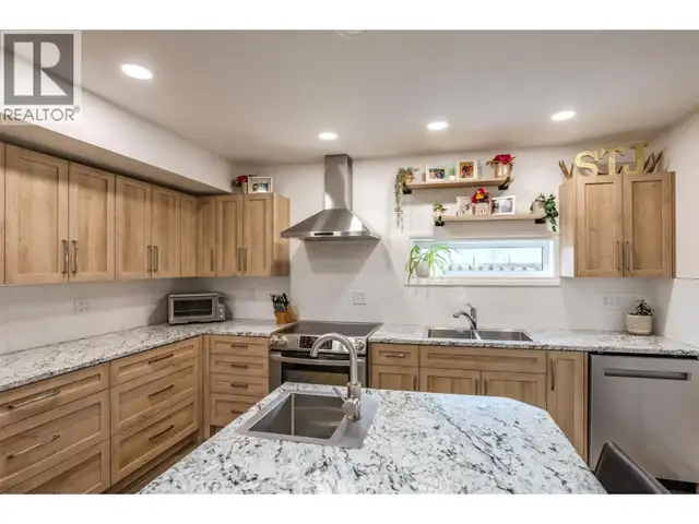 1969 Osprey Lane Cawston, British Columbia in Land for Sale in Penticton - Image 9