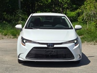 Heated Seats - Front-Wheel Drive for nimble handling - Adaptive Cruise Control for enhanced safety -... (image 4)
